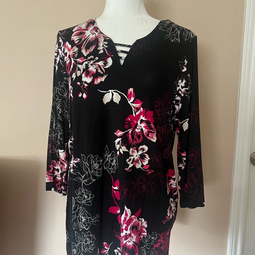 Chicos floral tunic top size 1